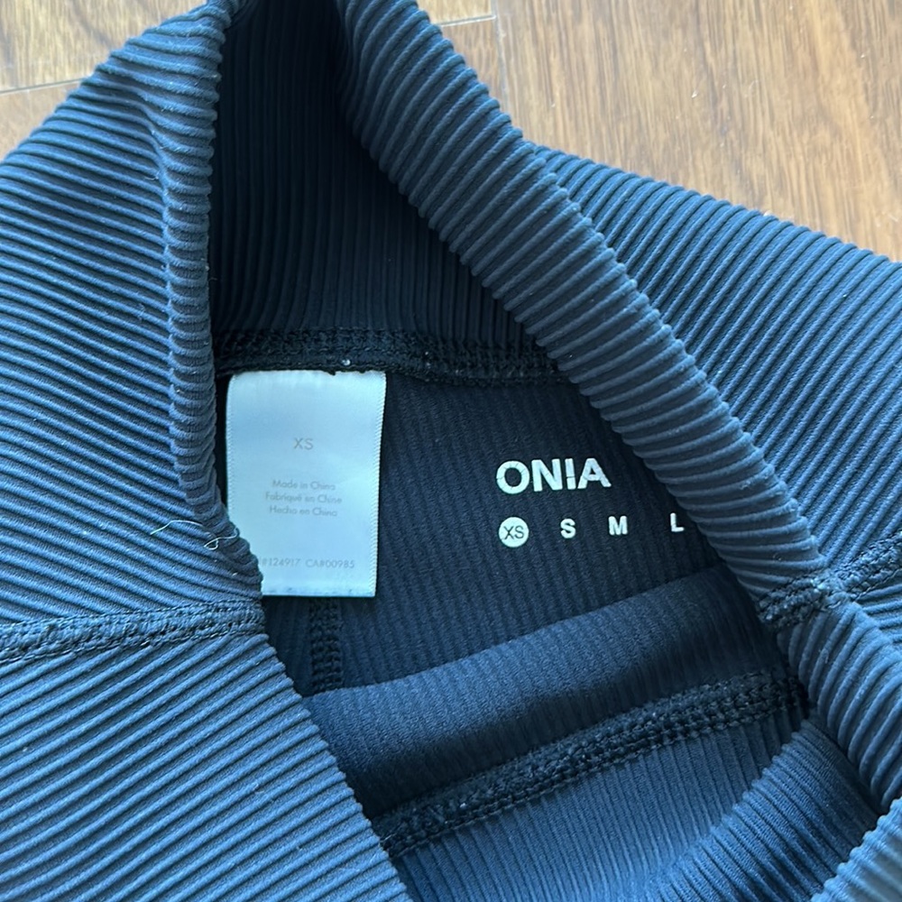 Onia Black Ribbed Workout Set - Picture 6 of 6